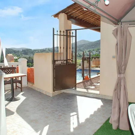 Elegante A Avec Piscine Privee *
