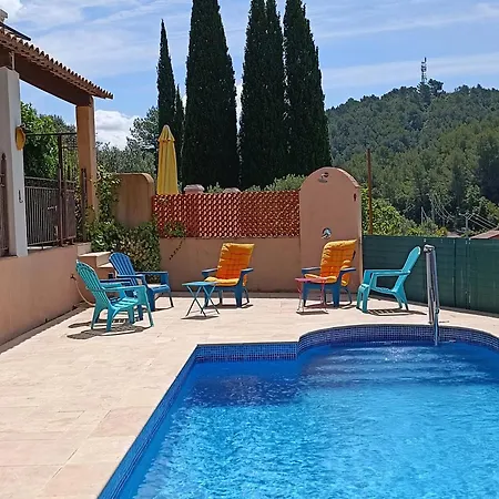 Elegante A Avec Piscine Privee